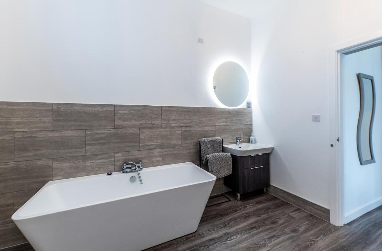 Lionheart Large Luxury Lodge - Sleeps 10- Dog Friendly,Near Sherwood Forest At Fairview Farm Nottingham Great For Family Gatherings ,Groups ,Parties Exteriör bild