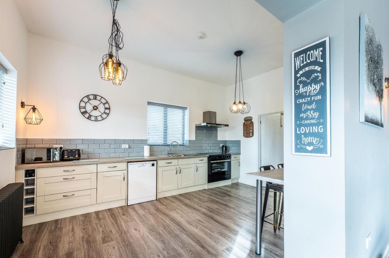 Lionheart Large Luxury Lodge - Sleeps 10- Dog Friendly,Near Sherwood Forest At Fairview Farm Nottingham Great For Family Gatherings ,Groups ,Parties Exteriör bild