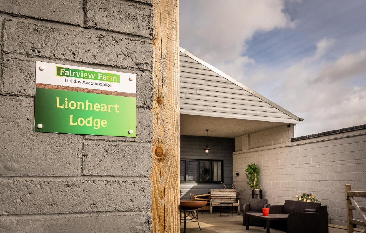 Lionheart Large Luxury Lodge - Sleeps 10- Dog Friendly,Near Sherwood Forest At Fairview Farm Nottingham Great For Family Gatherings ,Groups ,Parties Exteriör bild