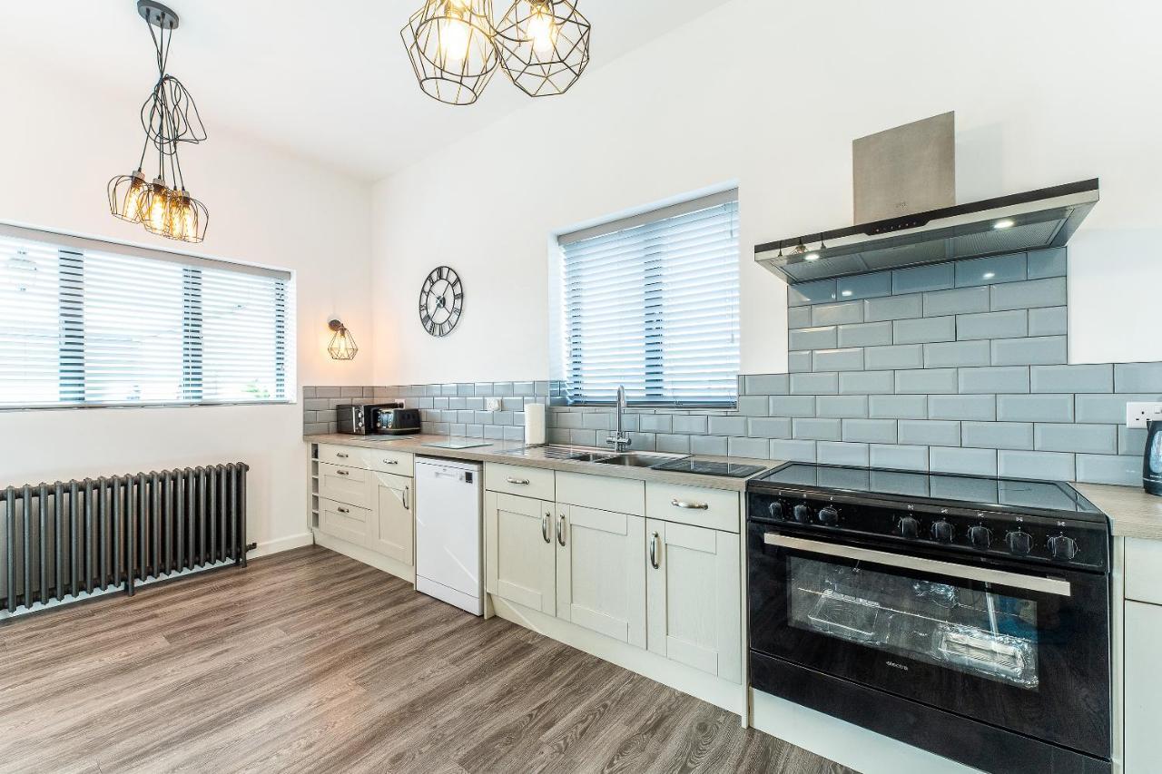 Lionheart Large Luxury Lodge - Sleeps 10- Dog Friendly,Near Sherwood Forest At Fairview Farm Nottingham Great For Family Gatherings ,Groups ,Parties Exteriör bild